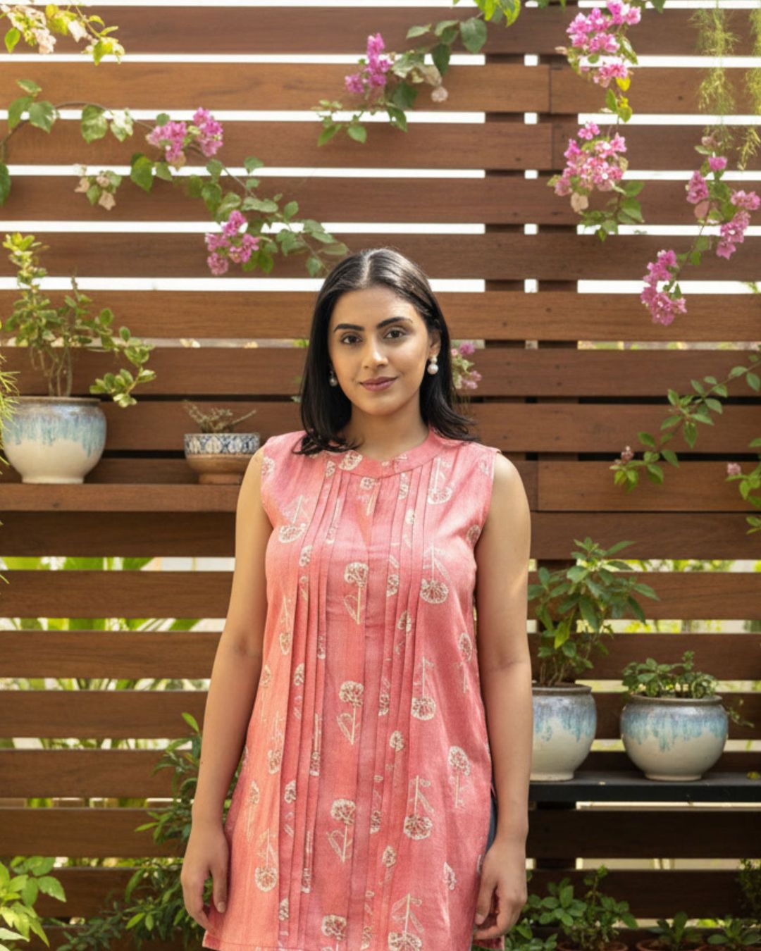 Gul Pink Kurta with Floral Motifs
