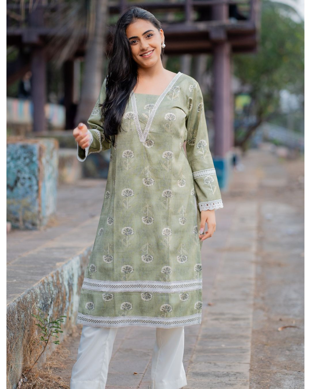 Saha Sage Green Kurta with Lace Detailing