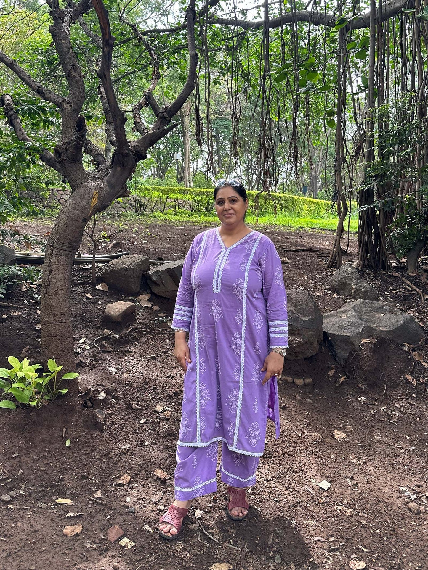 Saher Lavendar Cotton Kurta Set with Lace detailing